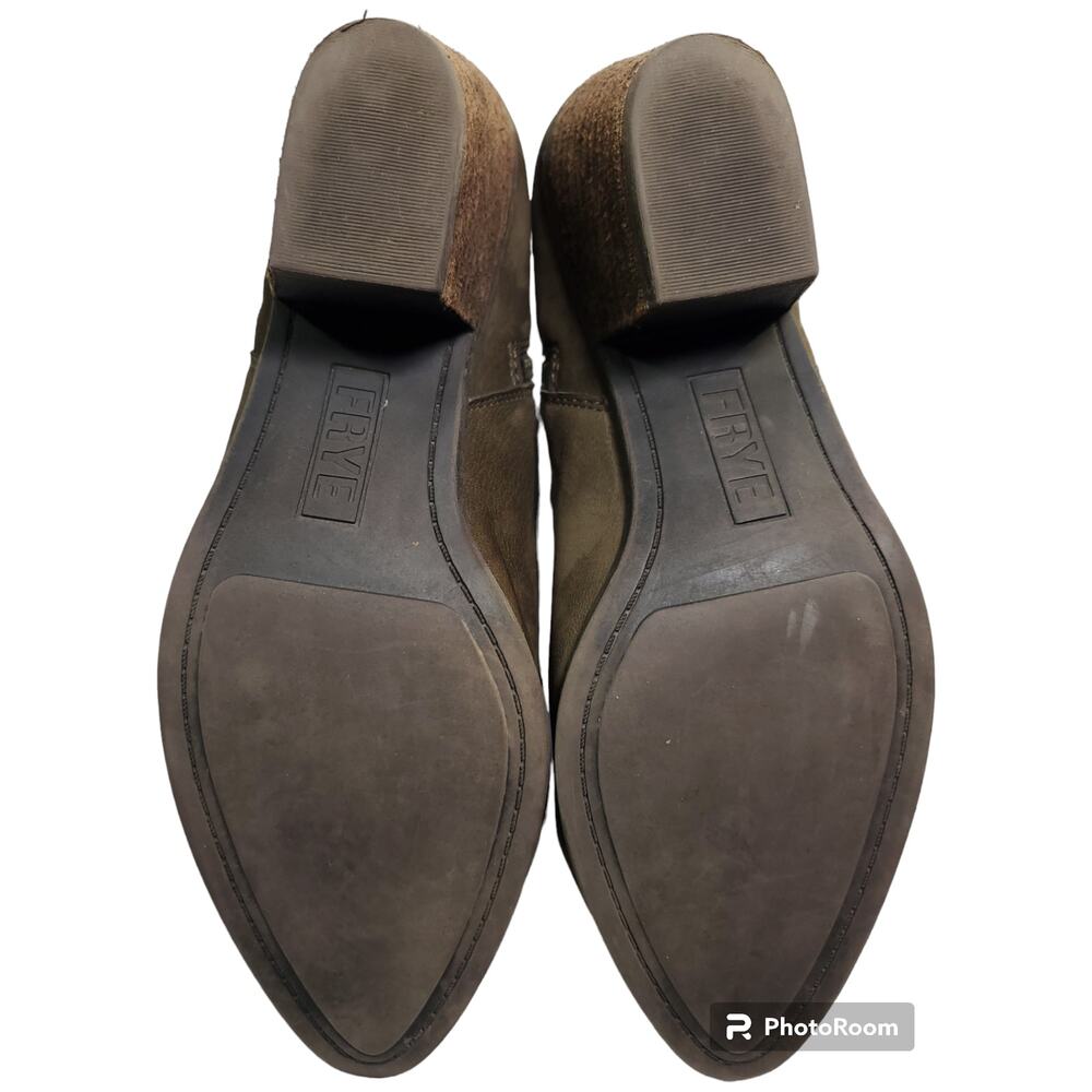 Frye | Judith, Suede Pull on Side Zip Ankle Boots | Size 9 - Picture 9 of 10